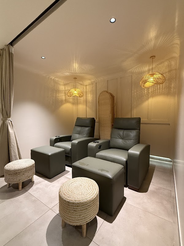 Coral Bar - Nails & Foot Reflexology HSR Layout