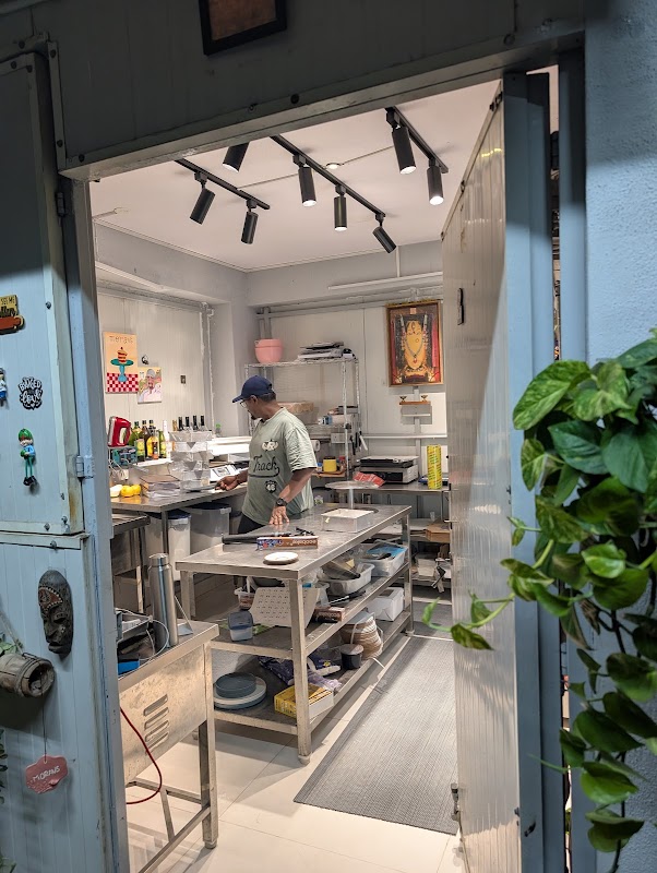 Moravs Patisserie (cloud kitchen)