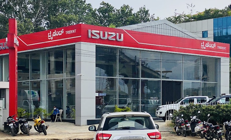 Pristine Isuzu Car Showroom