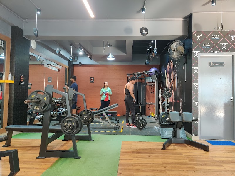 Zest Fitness Studio | Best Gym in HSR Layout | Group Class