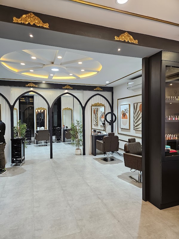 Salon 82- Best Salon In HSR layout