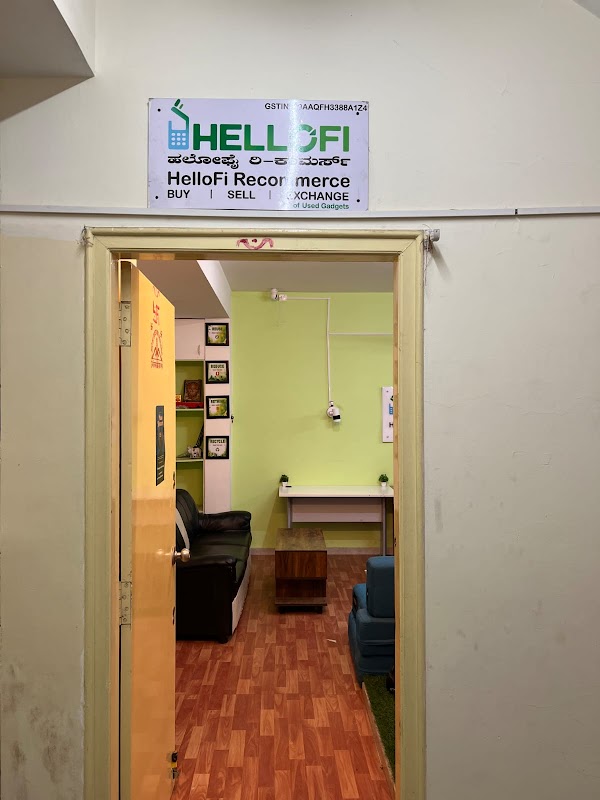 HelloFi Recommerce