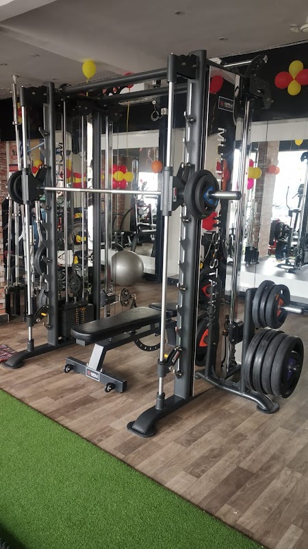 KA 17 APPLE FITNESS & DANCE STUDIO